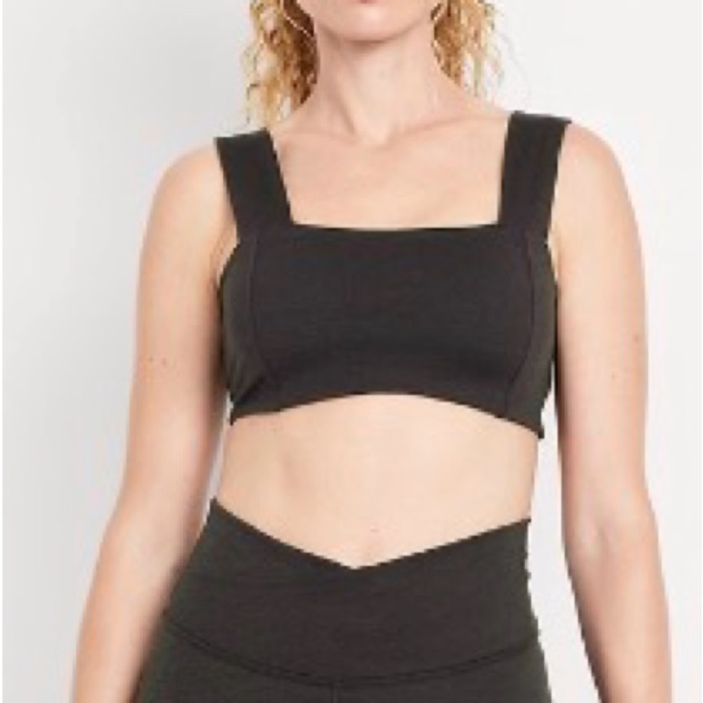Old Navy Light Support CloudComfy Bandeau
Sports Bra Driftwood and Black NWT